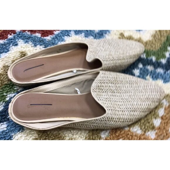 Universal Threads Tan Slide Shoes Womans Size 11 - Picture 2 of 3